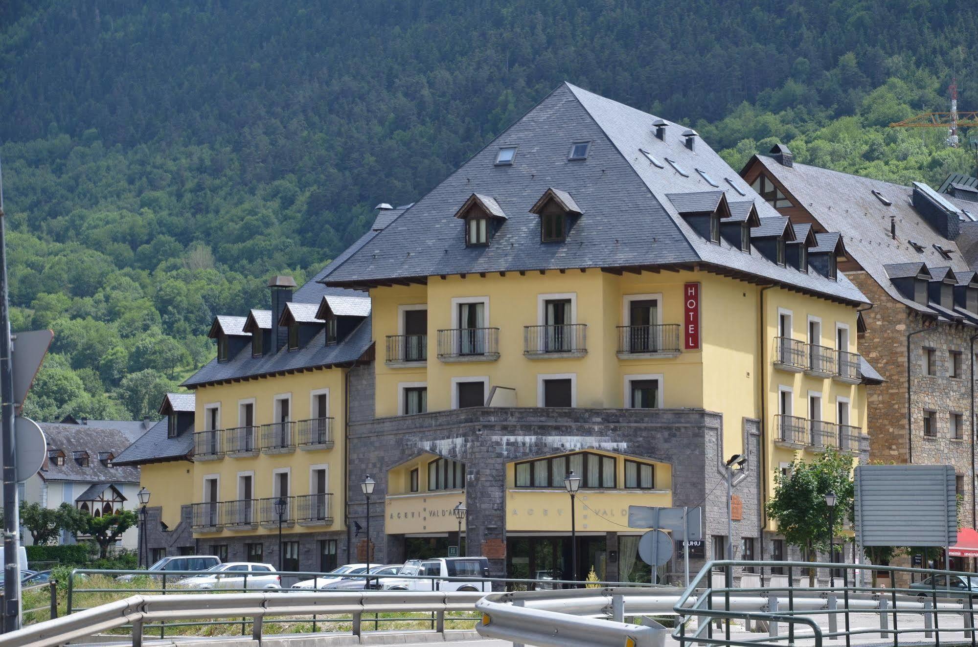 Hotel Spa Acevi Val D'Aran Βιέλα Εξωτερικό φωτογραφία